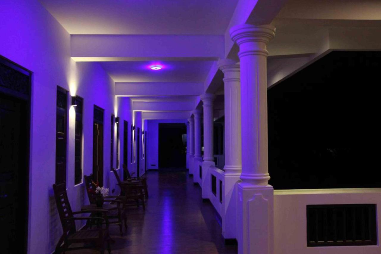 Hotel Indigo Unawatuna Exterior photo